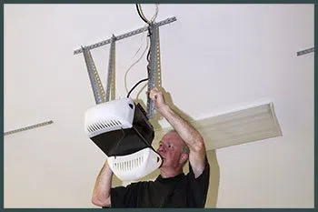 Two Guys Garage Doors Rancho Santa Margarita, CA 949-430-7704 - serv-cont-open-gr-43m